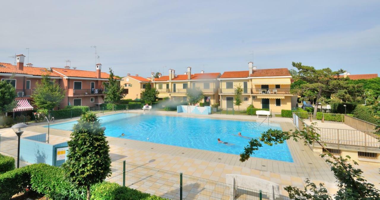Villaggio Michelangelo Bibione Esterno foto